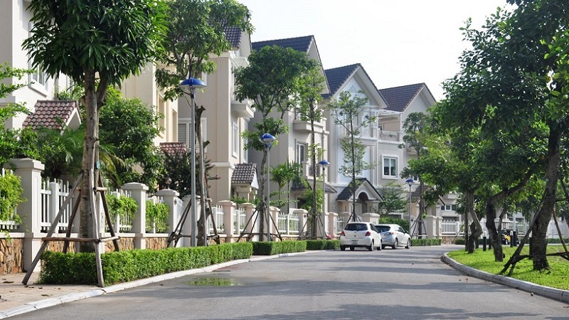 biet-thu-hoa-anh-dao-vinhomes-riverside