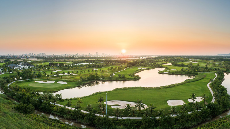 Sân golf Vinhomes Royal Island san-golf-vinhomes-royal-island