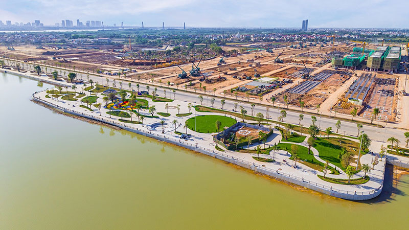 Hồ Thiên Nga – “Kỳ quan” khu đô thị Vinhomes Global Gate
